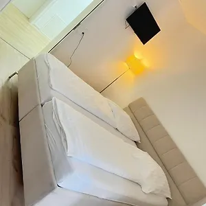Aparthotel 24 S